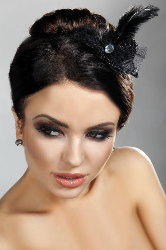 Schwarzer Mini Top Hat mit Federn, Steinchen und Schleife – ein stilvolles Accessoire für jedes Event oder Party-Outfit.