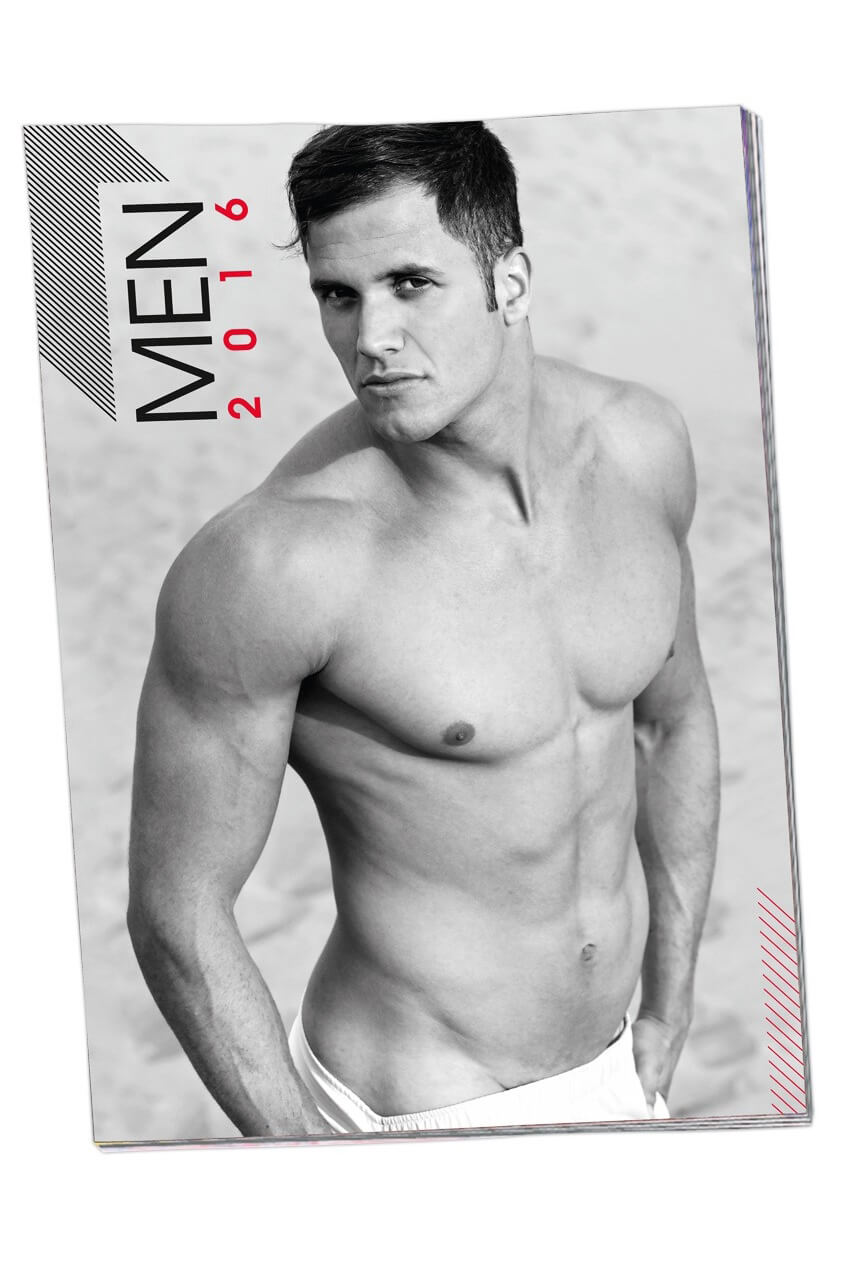 'MEN 2016' Pin Up Kalender – Dreizehn athletische Männer in elegantem Schwarz-Weiß-Look, perfekt für stilvolle Erotik.