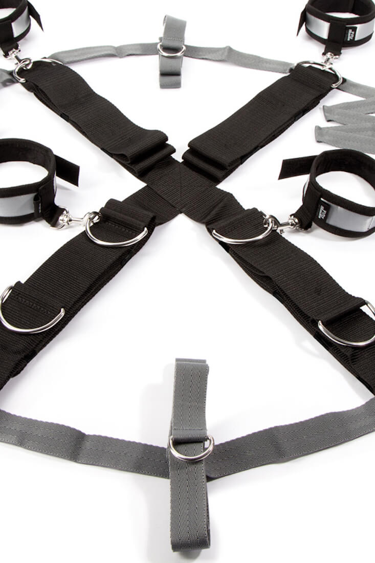 50 Shades of Grey Bettfesseln Set "Keep Steel"